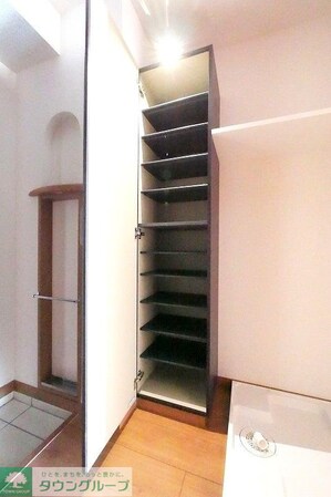 ペアパレス六町2号館の物件内観写真